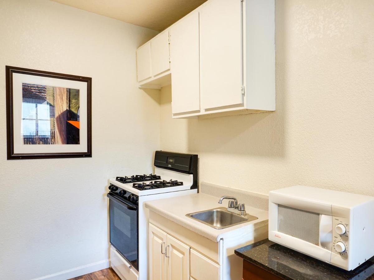 Oyo Hotel Austin Street Giddings Luaran gambar